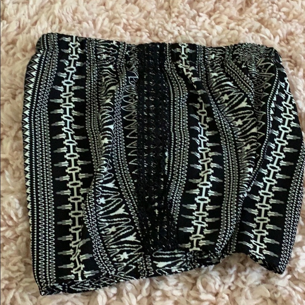 Charlotte Rusee Aztec Short - Picture 3 of 3